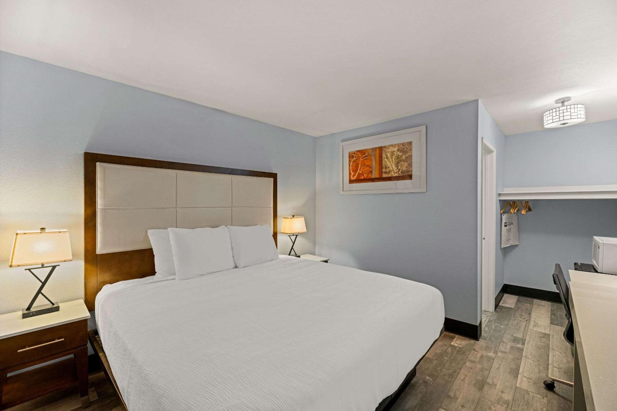 Rodeway Inn Midland Eksteriør billede
